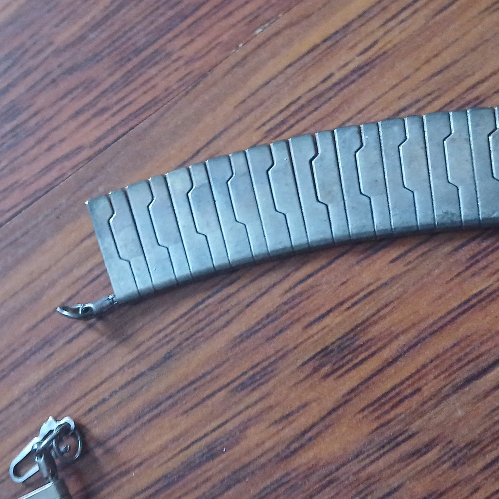Necklace - Picture 3 of 5